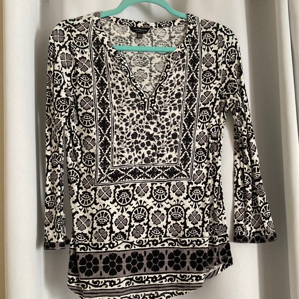 Lucky Brand top